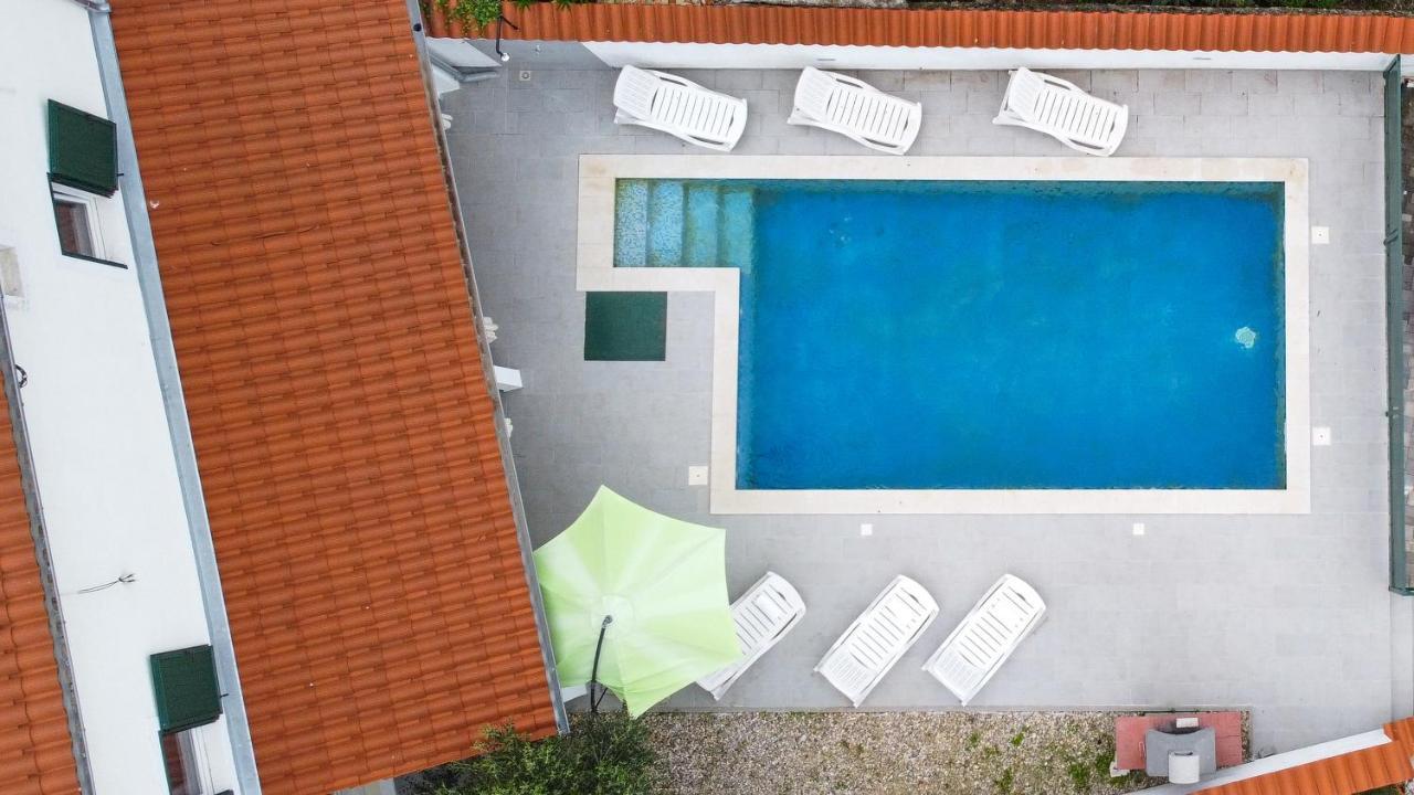 Holiday Home Olga With Pool &Pet Friendly Pula Buitenkant foto